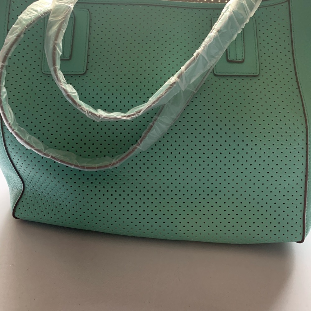 Handbag - Picture 3 of 4